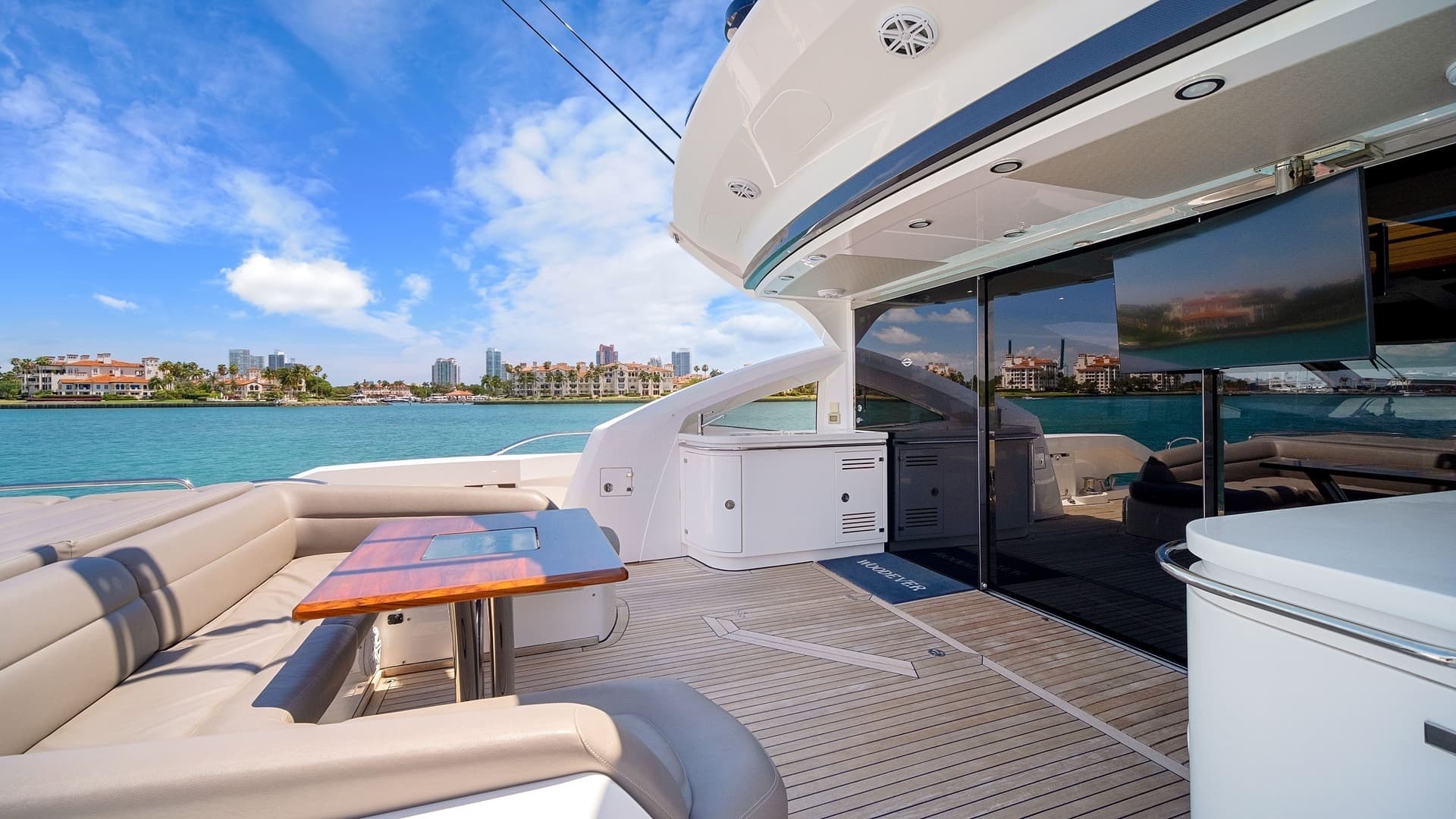 2013 Sunseeker 80 Predator — photo 18