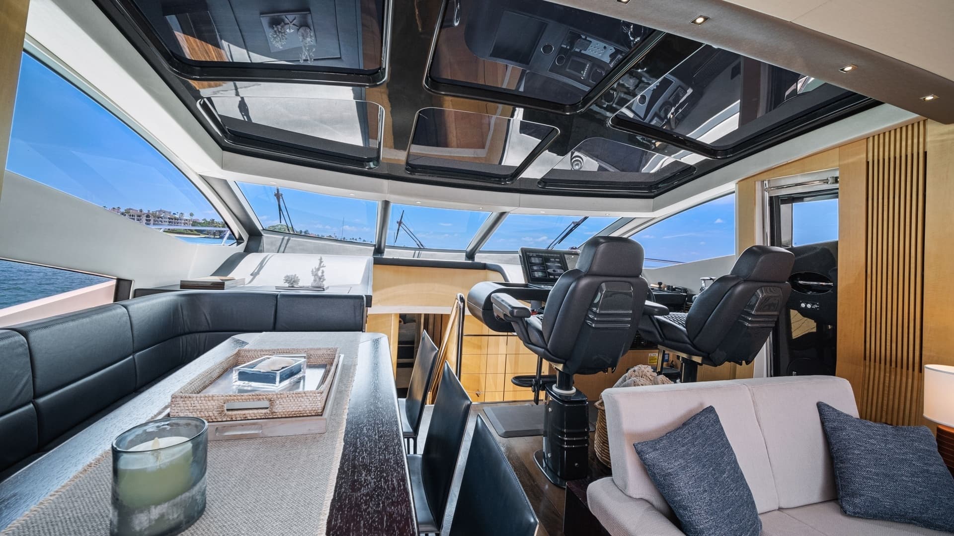 2013 Sunseeker 80 Predator — photo 28