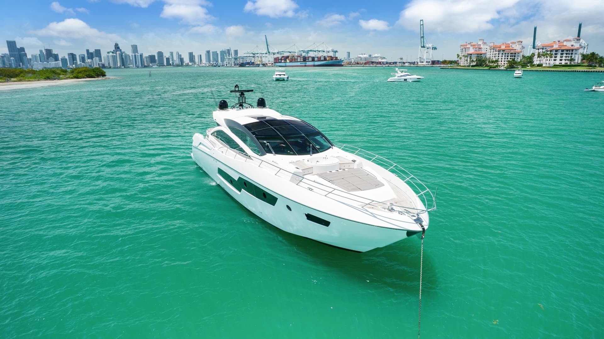 2013 Sunseeker 80 Predator — photo 2