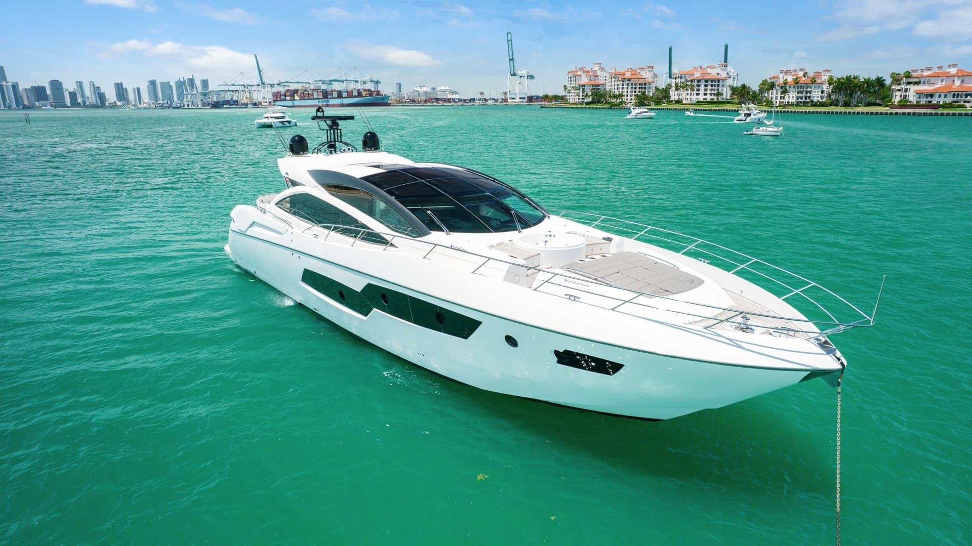 2013 Sunseeker 80 Predator — photo 3
