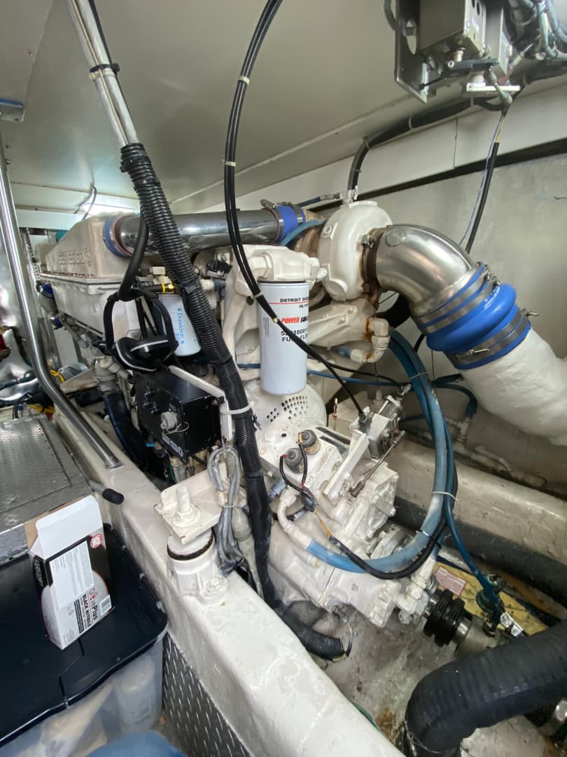 2002 Ocean Yachts 52 Sportfish — photo 26