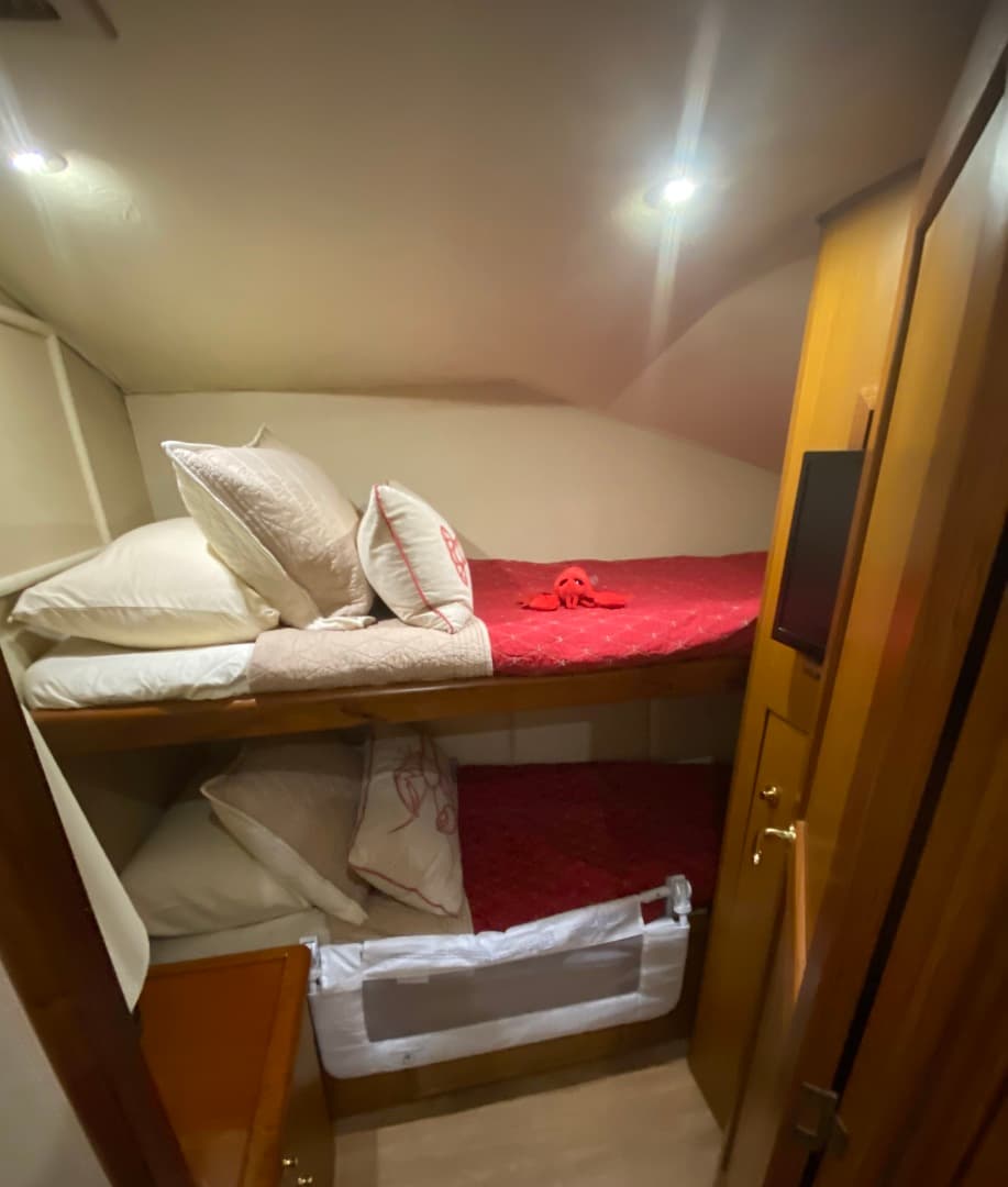 2002 Ocean Yachts 52 Sportfish — photo 23