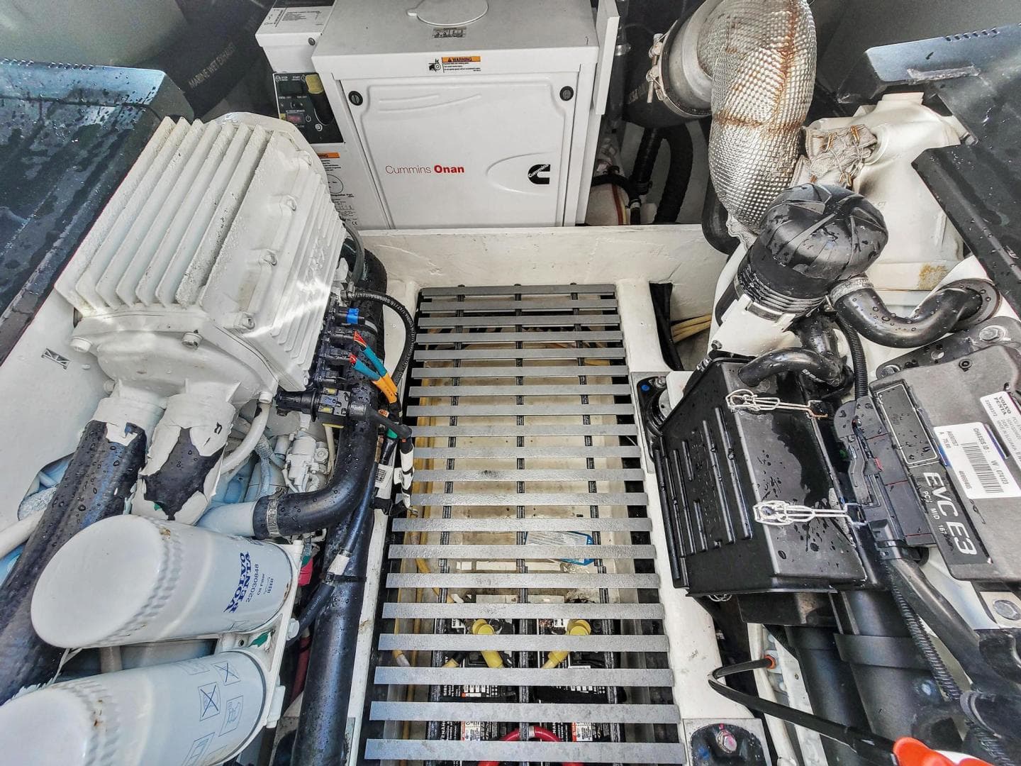 2018 Tiara Yachts 39 Coupe — photo 33