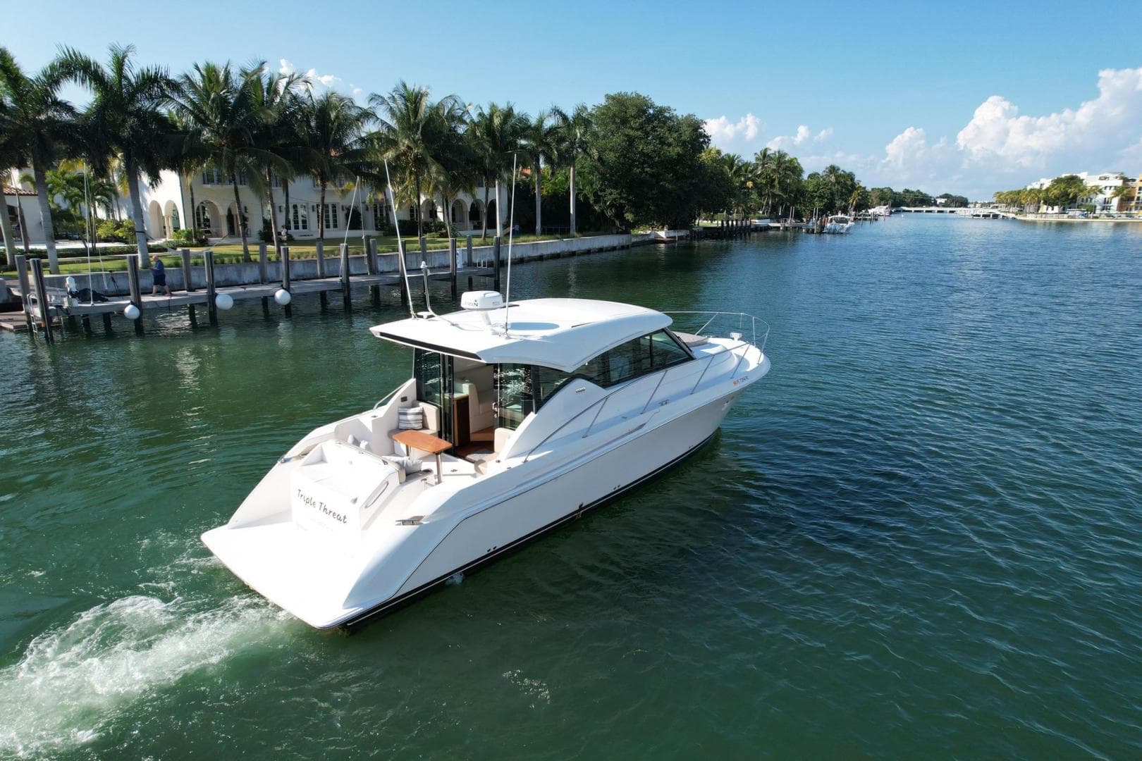 2018 Tiara Yachts 39 Coupe — photo 6