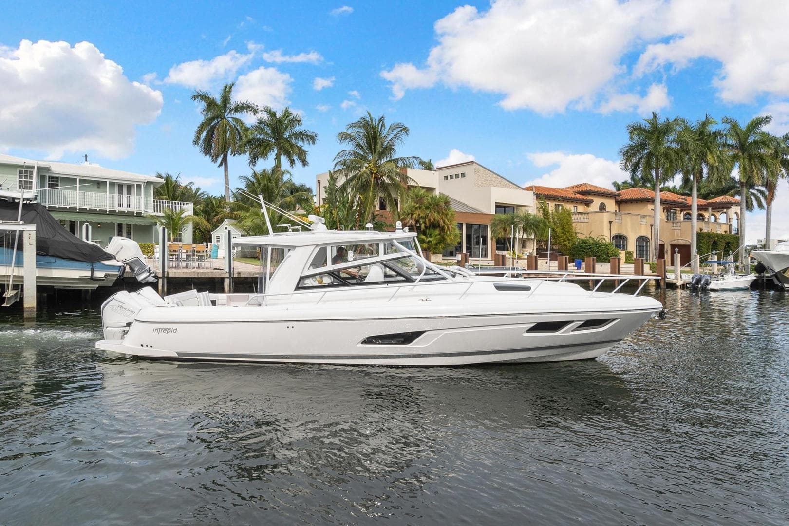2021 Intrepid 438 Evolution — photo 2