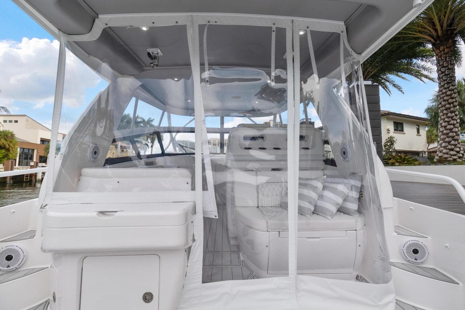 2021 Intrepid 438 Evolution — photo 18