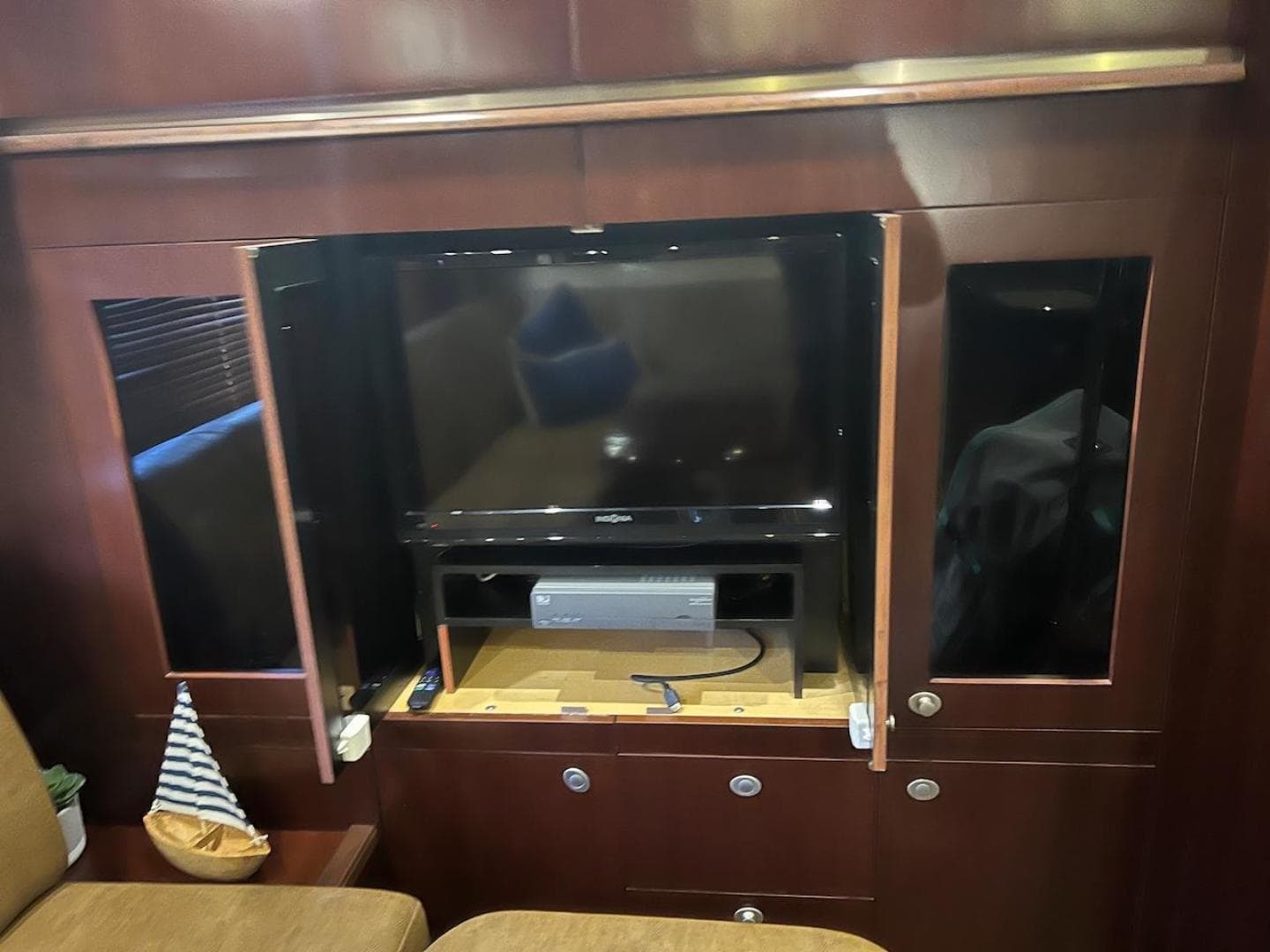 2006 Sea Ray 48 Sundancer — photo 33