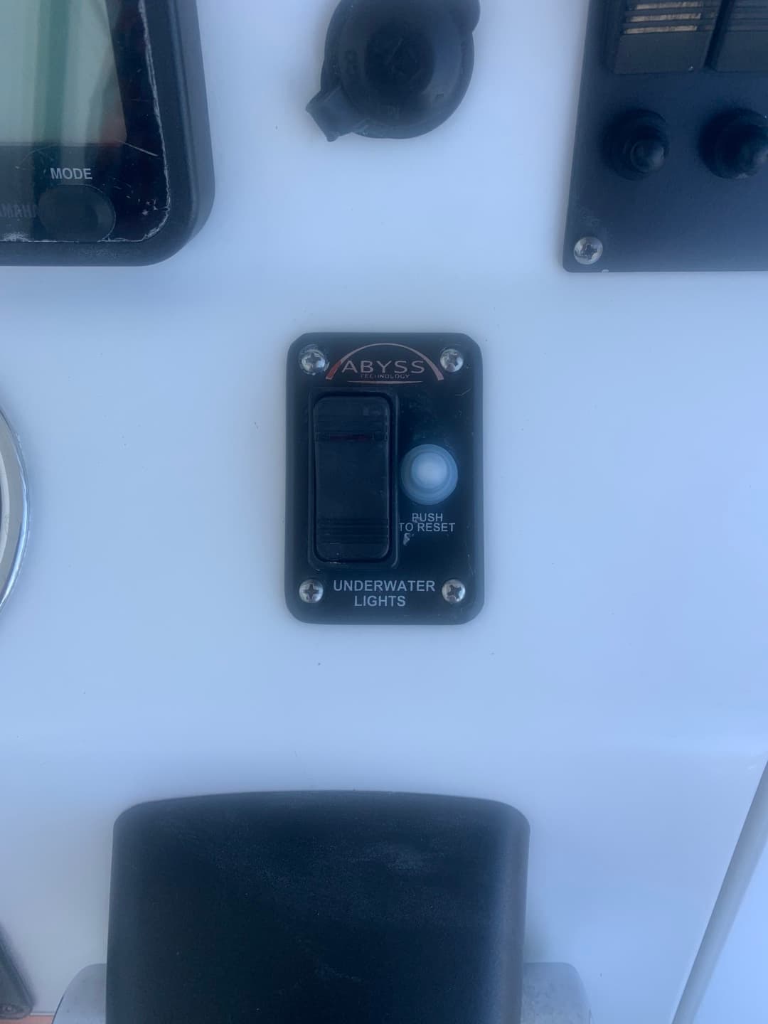 2010 Regulator 26 Forwarding Seating — photo 13