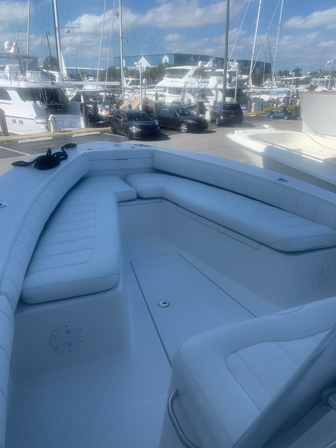 2010 Regulator 26 Forwarding Seating — photo 8