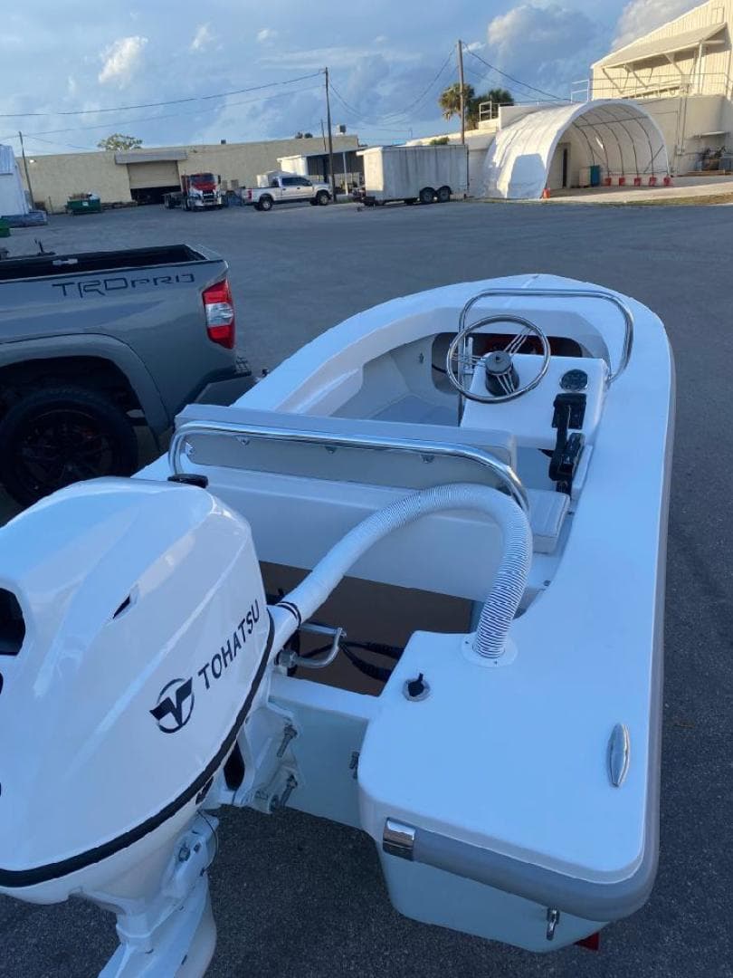 2024 Ultra Lite Tenders 380 — photo 8