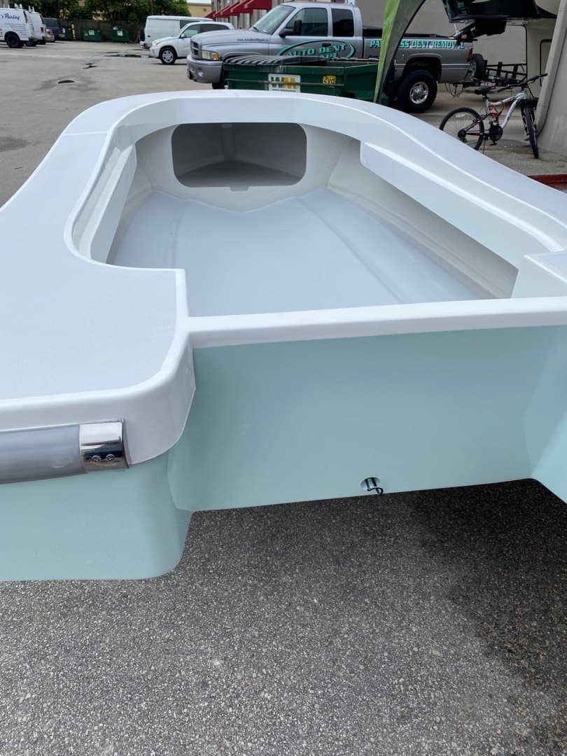 2024 Ultra Lite Tenders 300 Base — photo 3