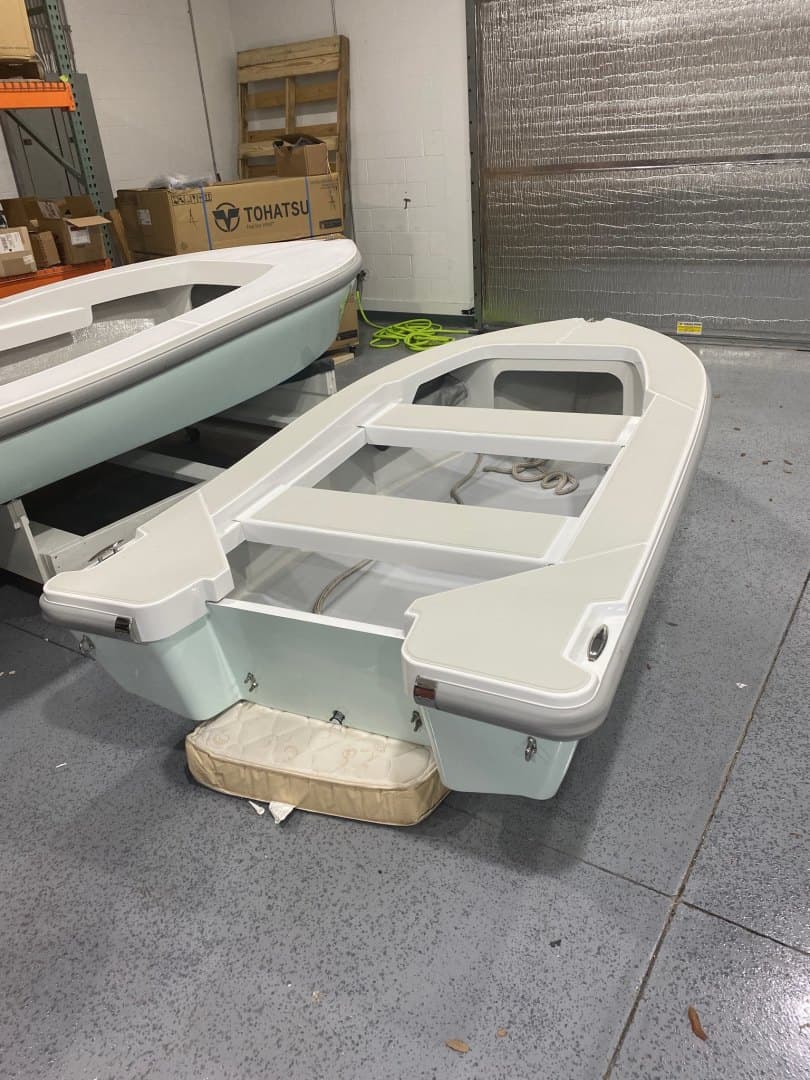 2024 Ultra Lite Tenders 300 Base — photo 5
