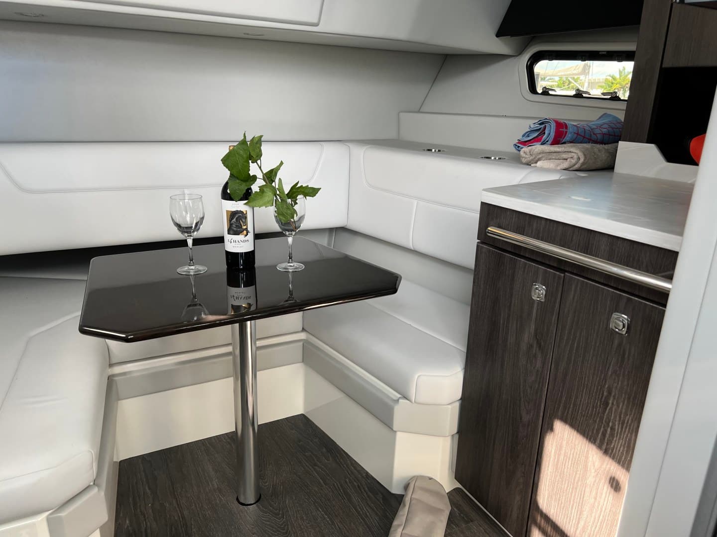 2021 Formula 380 Super Sport Crossover OB — photo 12