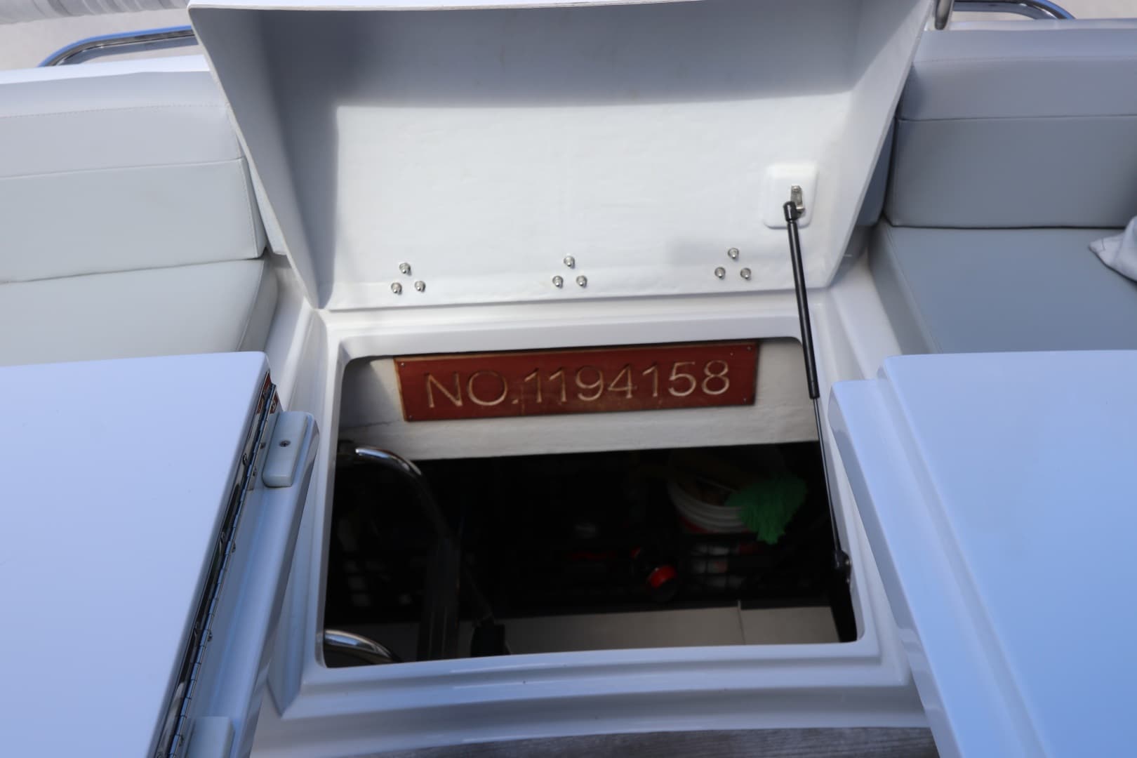 2005 Neptunus 56 Express — photo 47