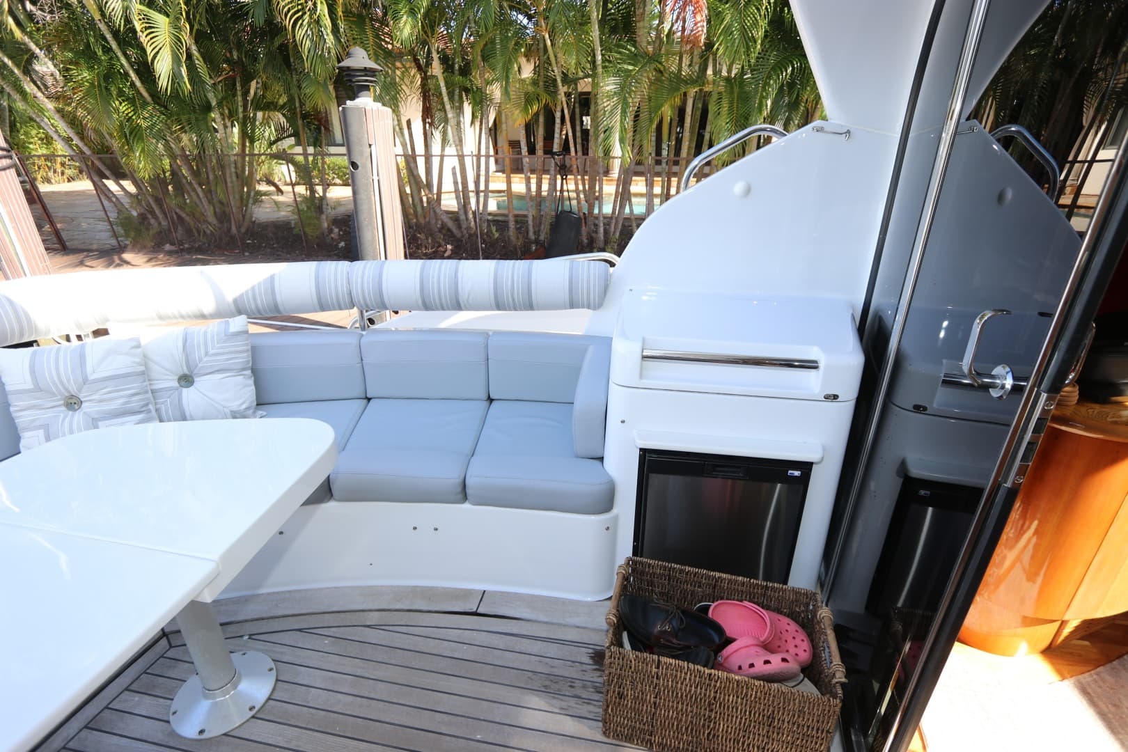 2005 Neptunus 56 Express — photo 12