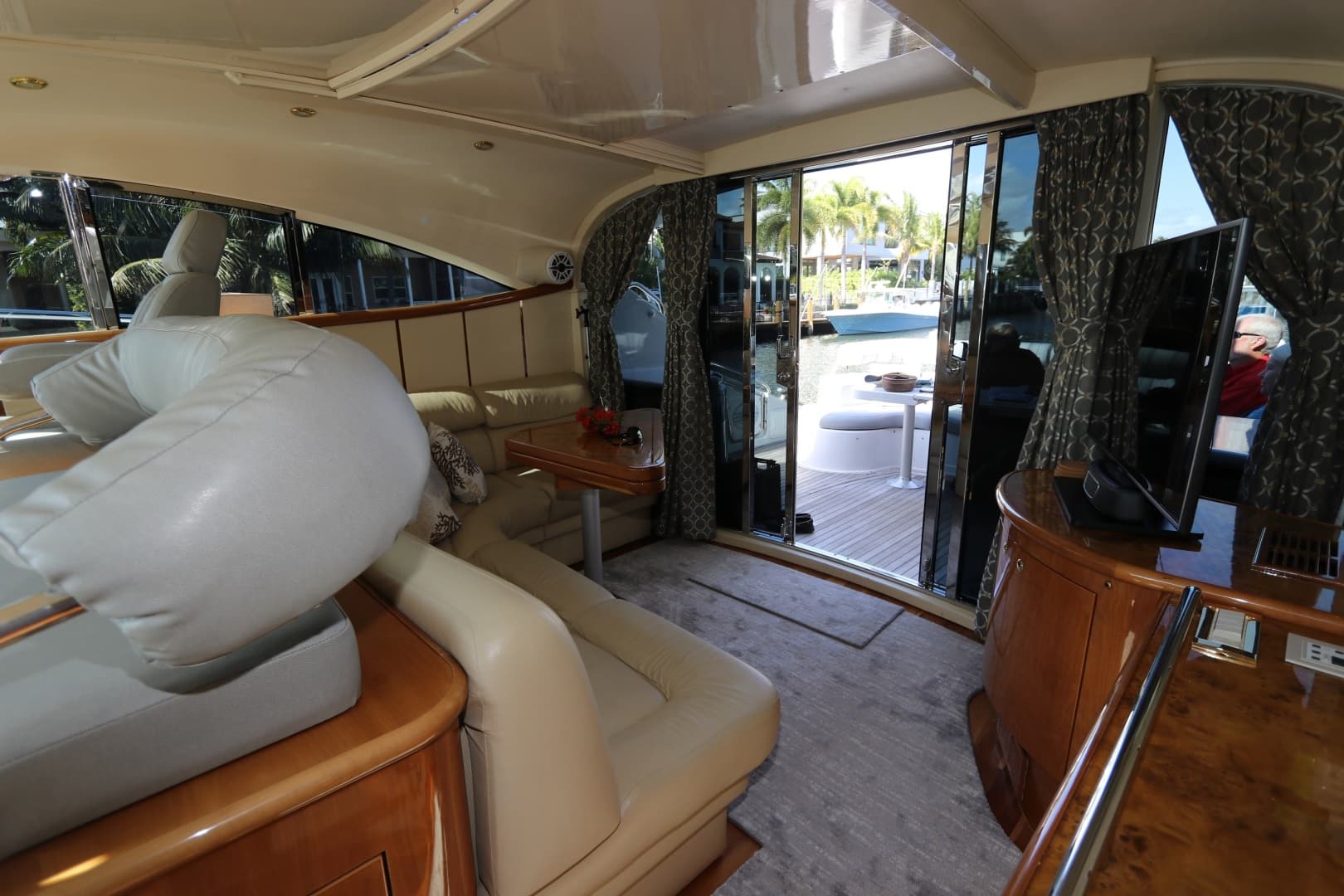 2005 Neptunus 56 Express — photo 19
