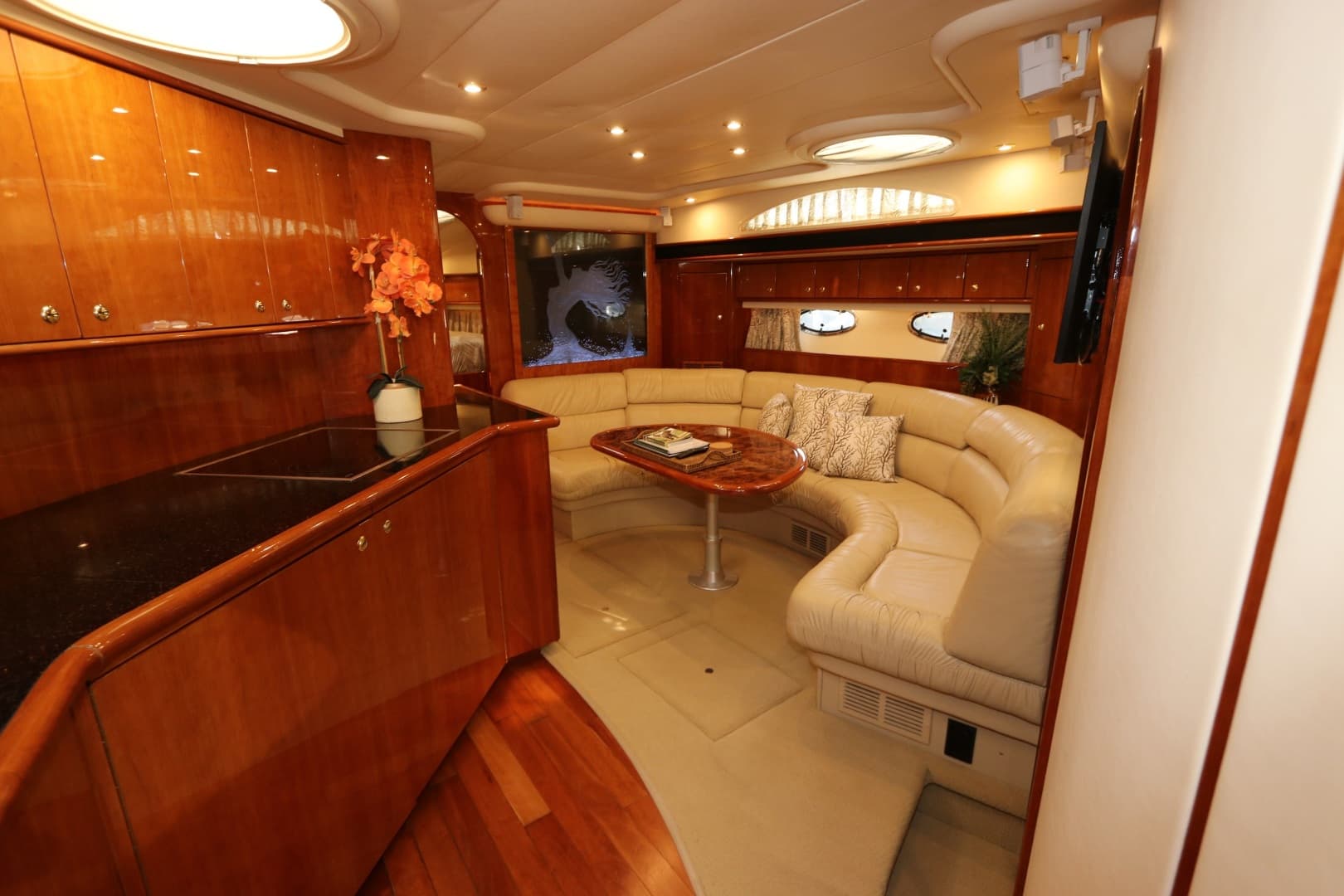 2005 Neptunus 56 Express — photo 26