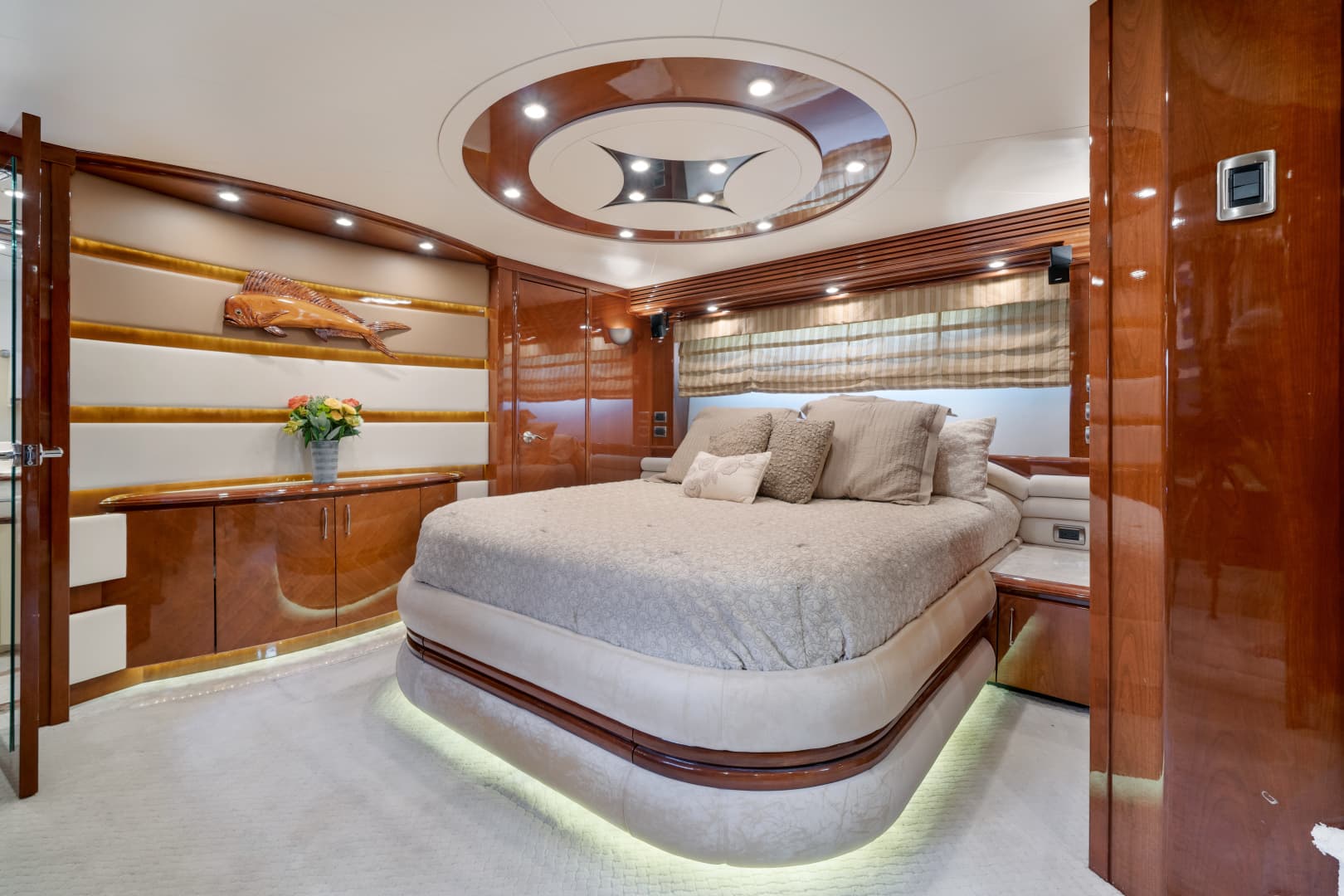 2006 Marquis 65 Pilothouse — photo 28