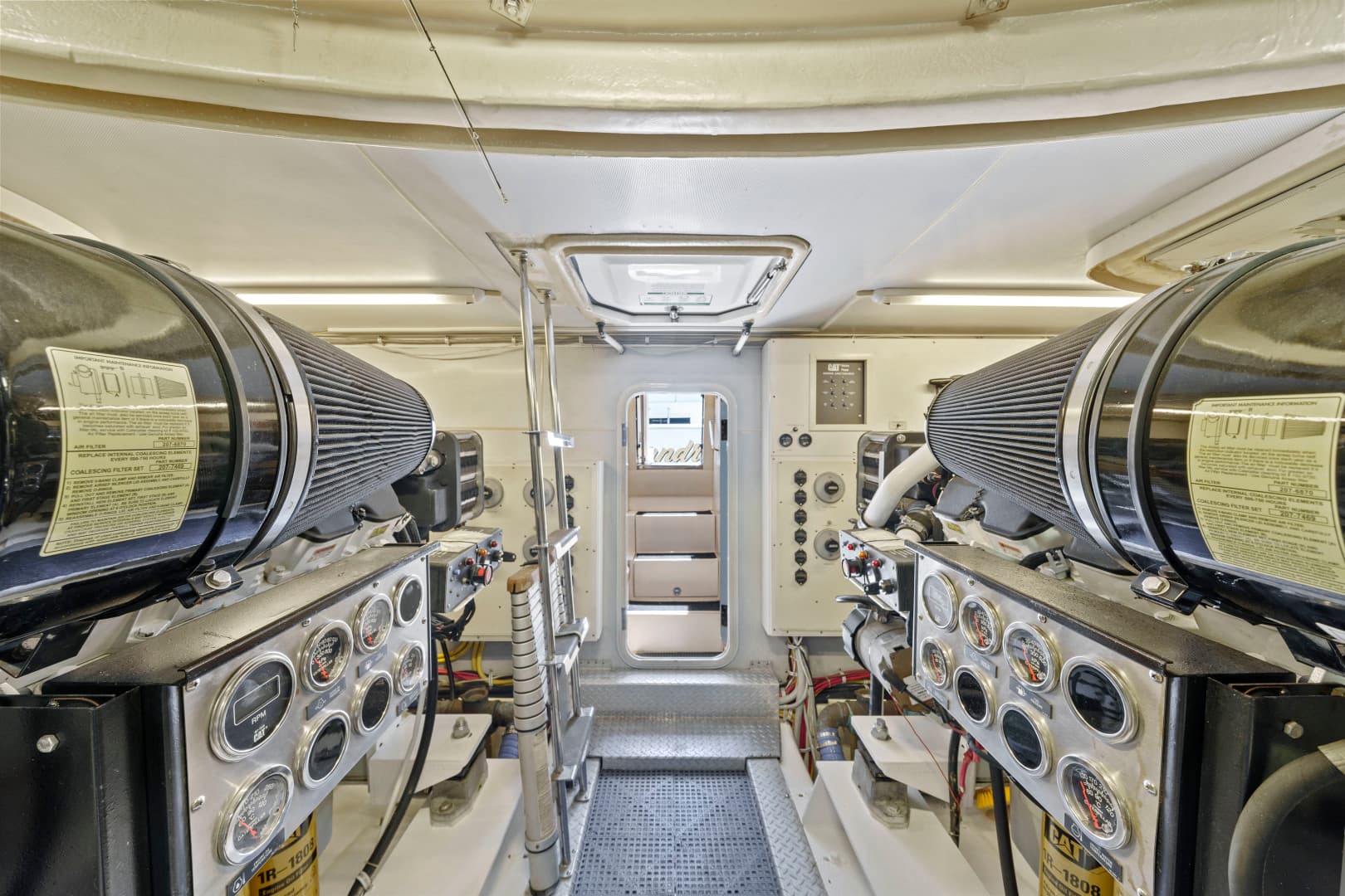 2006 Marquis 65 Pilothouse — photo 38