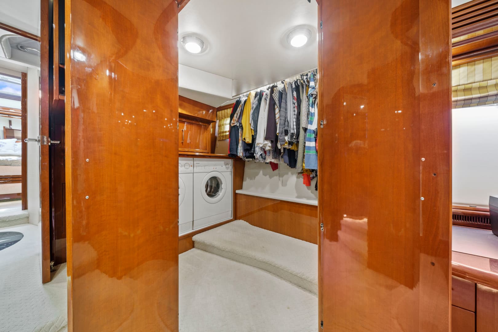 2006 Marquis 65 Pilothouse — photo 30