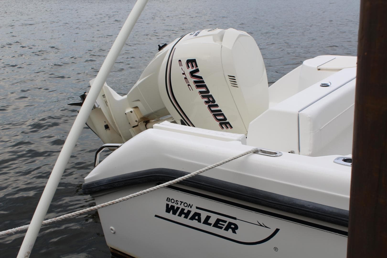 1999 Boston Whaler 23 Outrage — photo 13