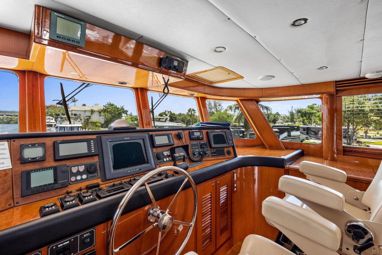 2006 Jefferson Starship Pilothouse — photo 18