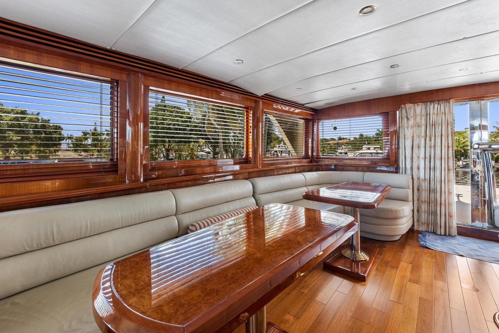 2006 Jefferson Starship Pilothouse — photo 27