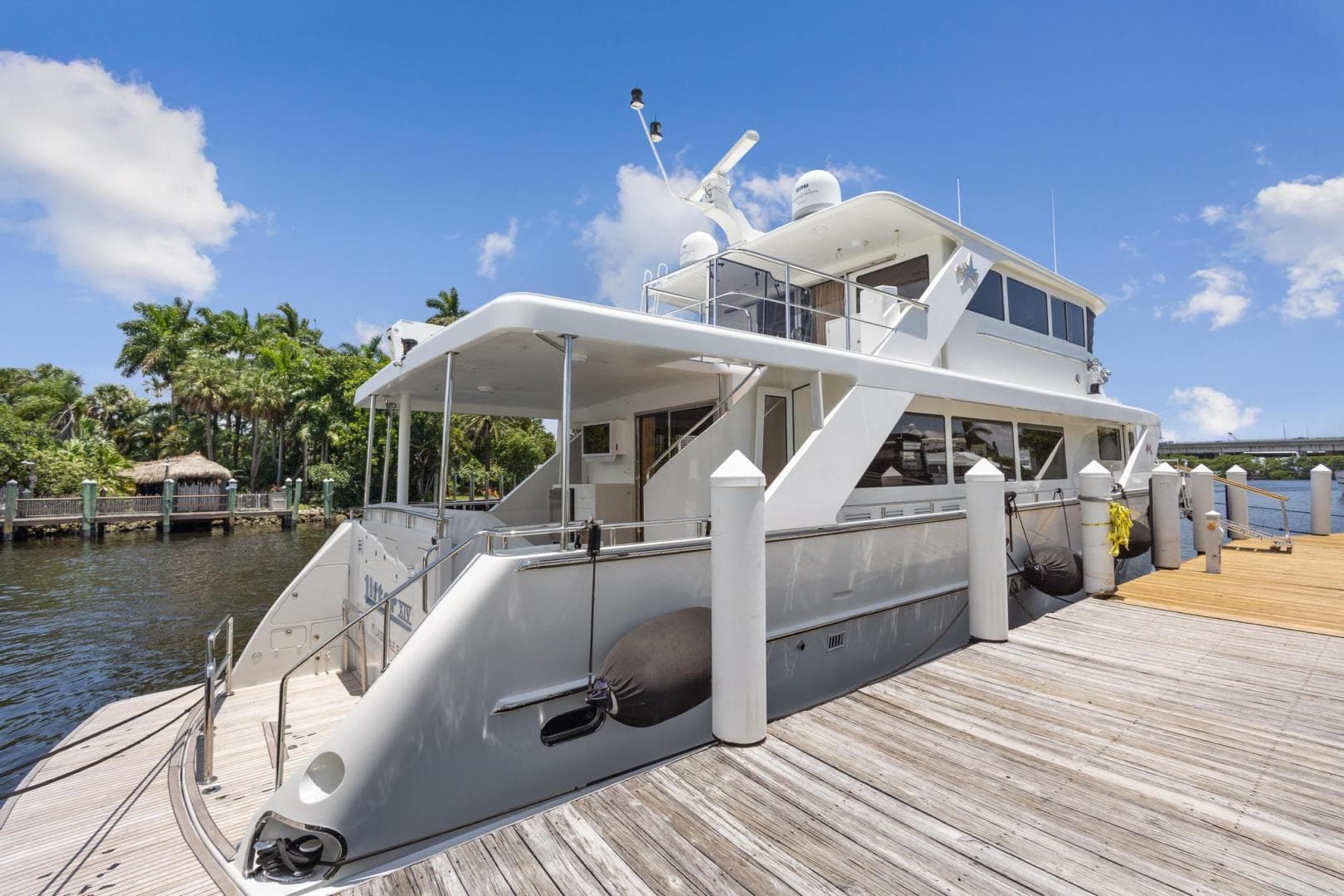 2006 Jefferson Starship Pilothouse — photo 8