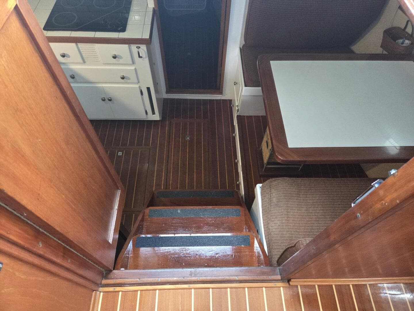 1966 Trumpy 55 — photo 33