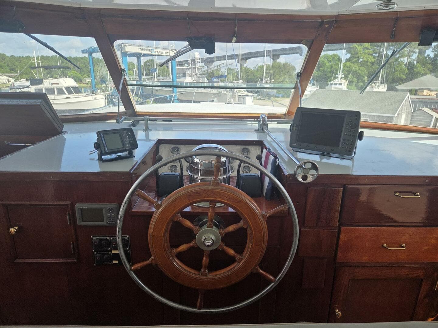 1966 Trumpy 55 — photo 23