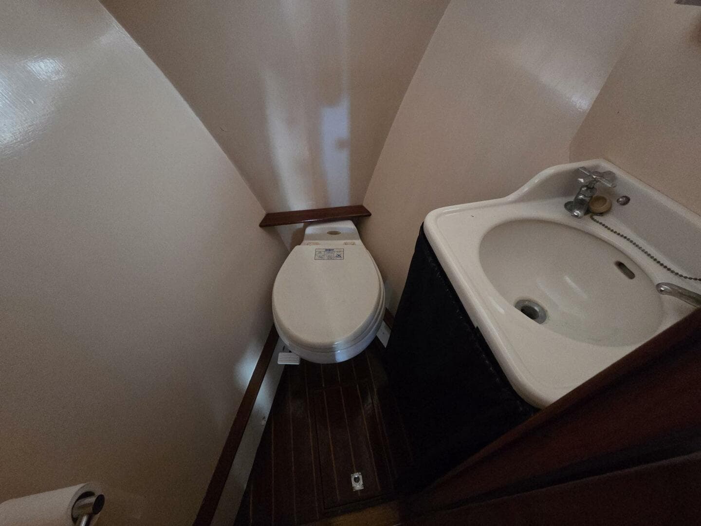 1966 Trumpy 55 — photo 53