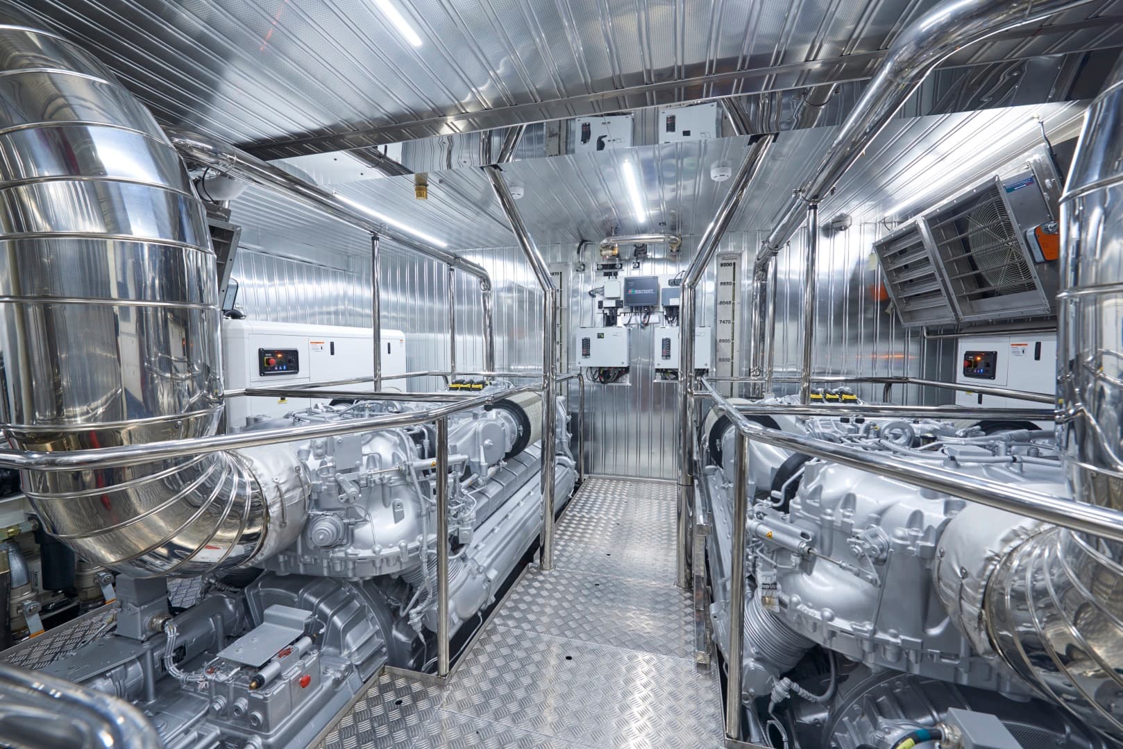 2022 Astondoa 100 Century — photo 58