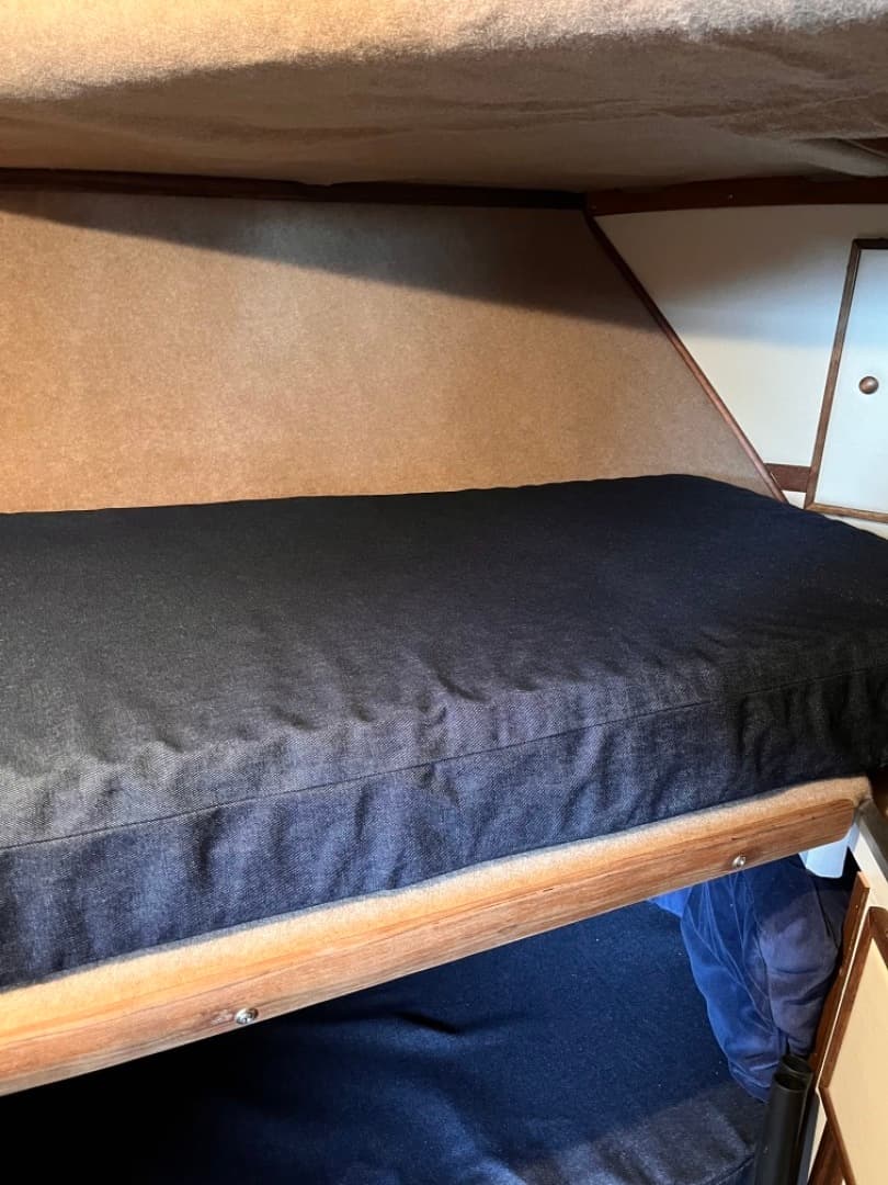 1979 Chris-Craft Catalina — photo 23