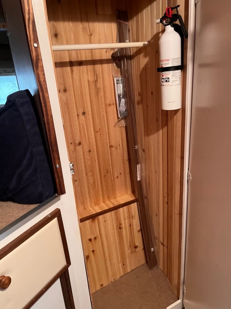 1979 Chris-Craft Catalina — photo 26