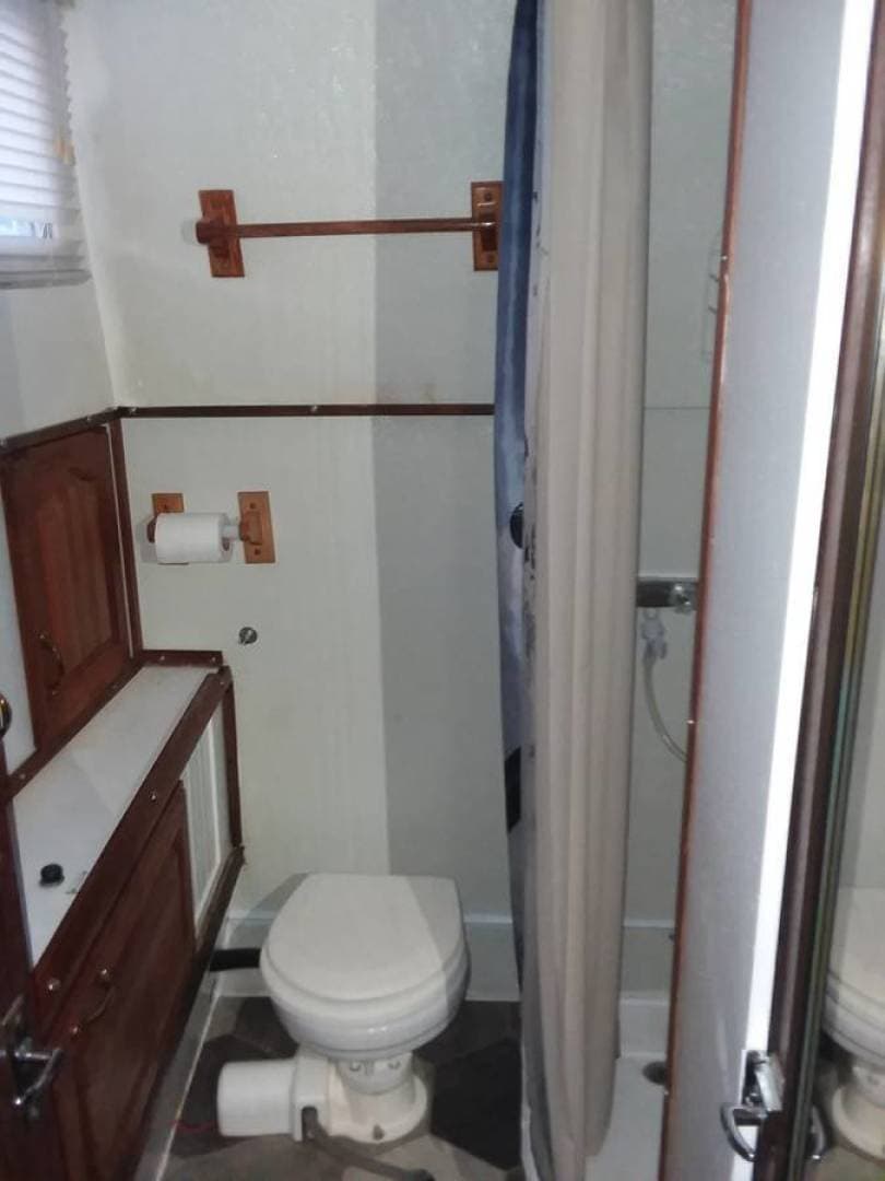 1979 Chris-Craft Catalina — photo 29