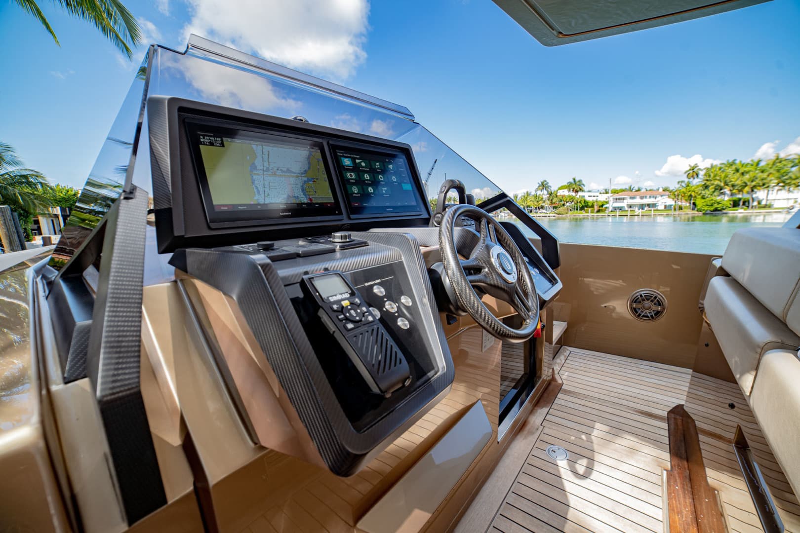 2020 Wally Tender — photo 18