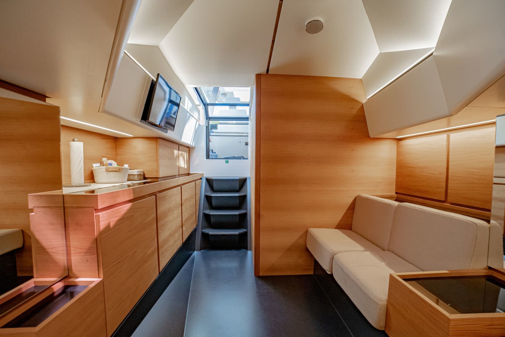 2020 Wally Tender — photo 13