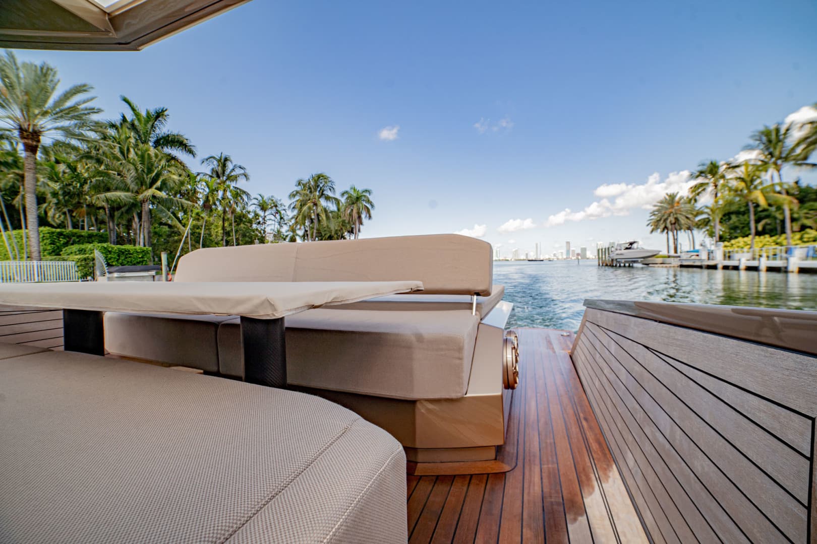 2020 Wally Tender — photo 33