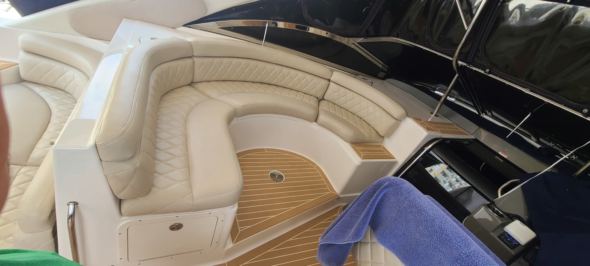 2007 Regal 4460 Commodore — photo 17