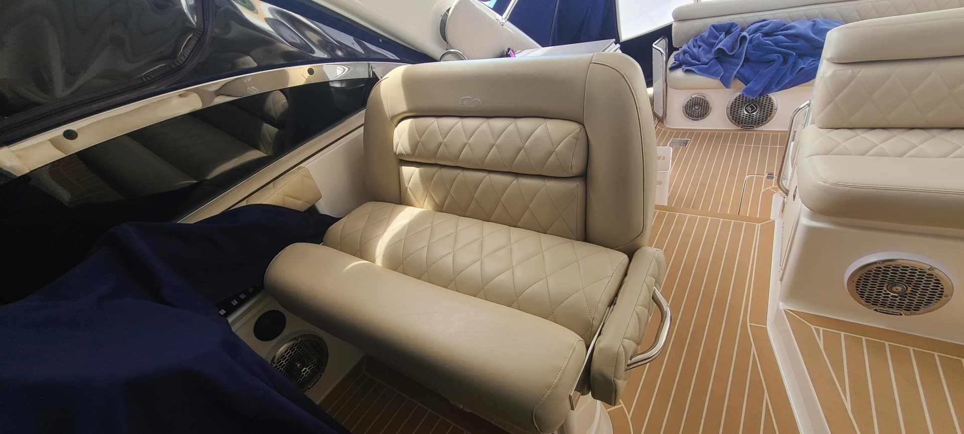 2007 Regal 4460 Commodore — photo 20