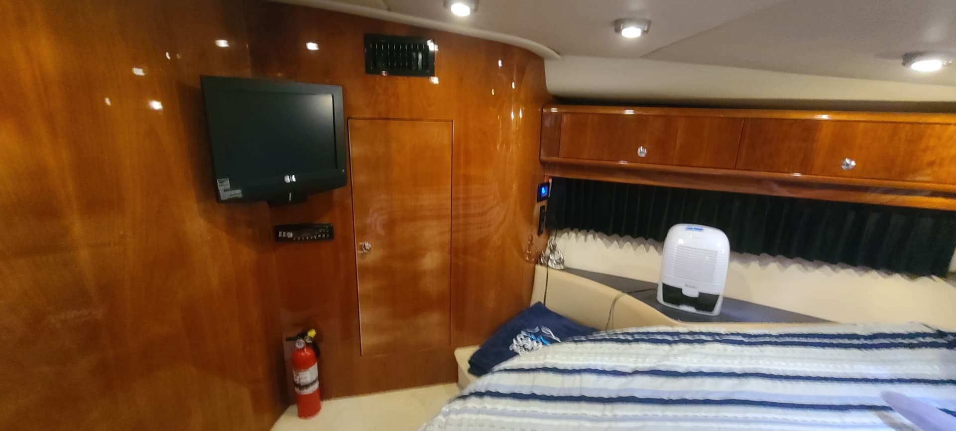 2007 Regal 4460 Commodore — photo 49