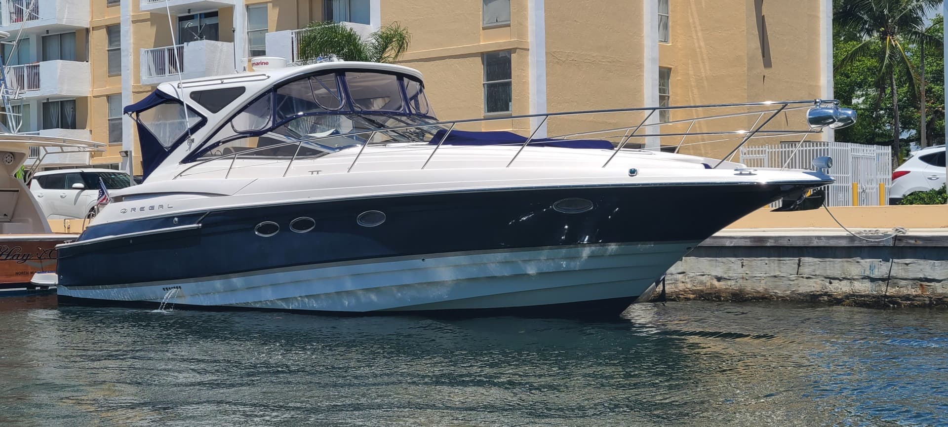 2007 Regal 4460 Commodore — photo 2