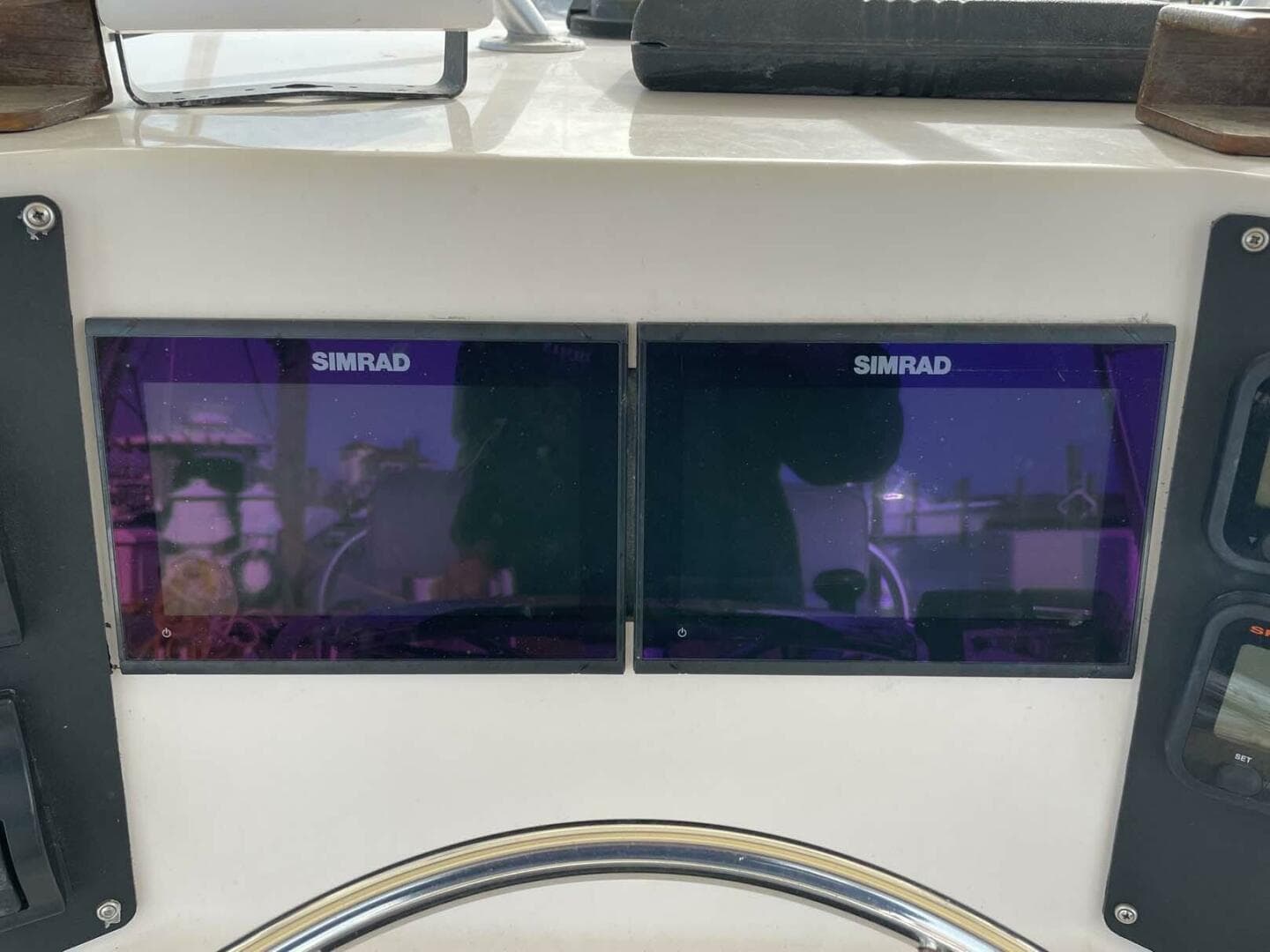 1989 Rybo Runner 31 Center Console — photo 10