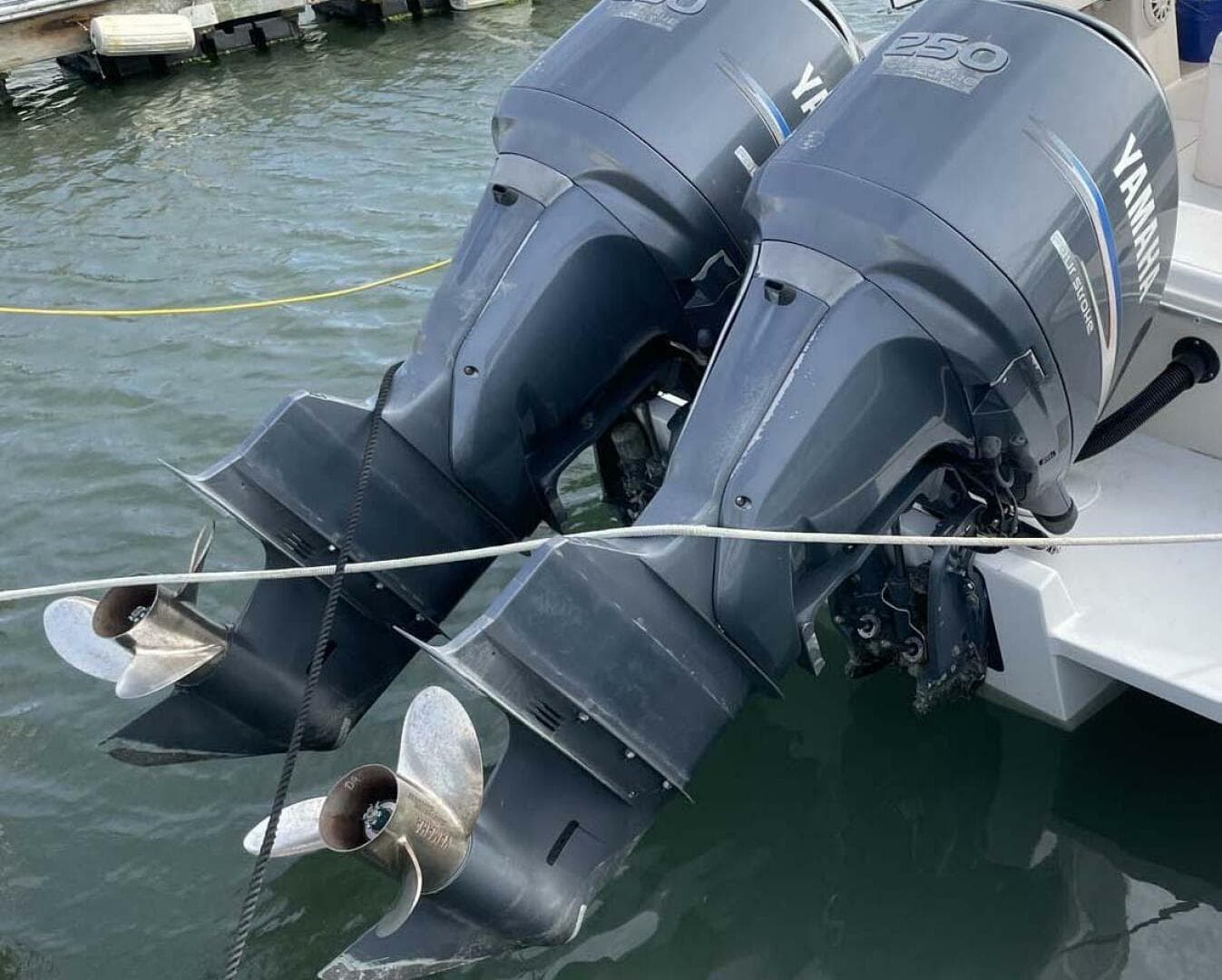 1989 Rybo Runner 31 Center Console — photo 22