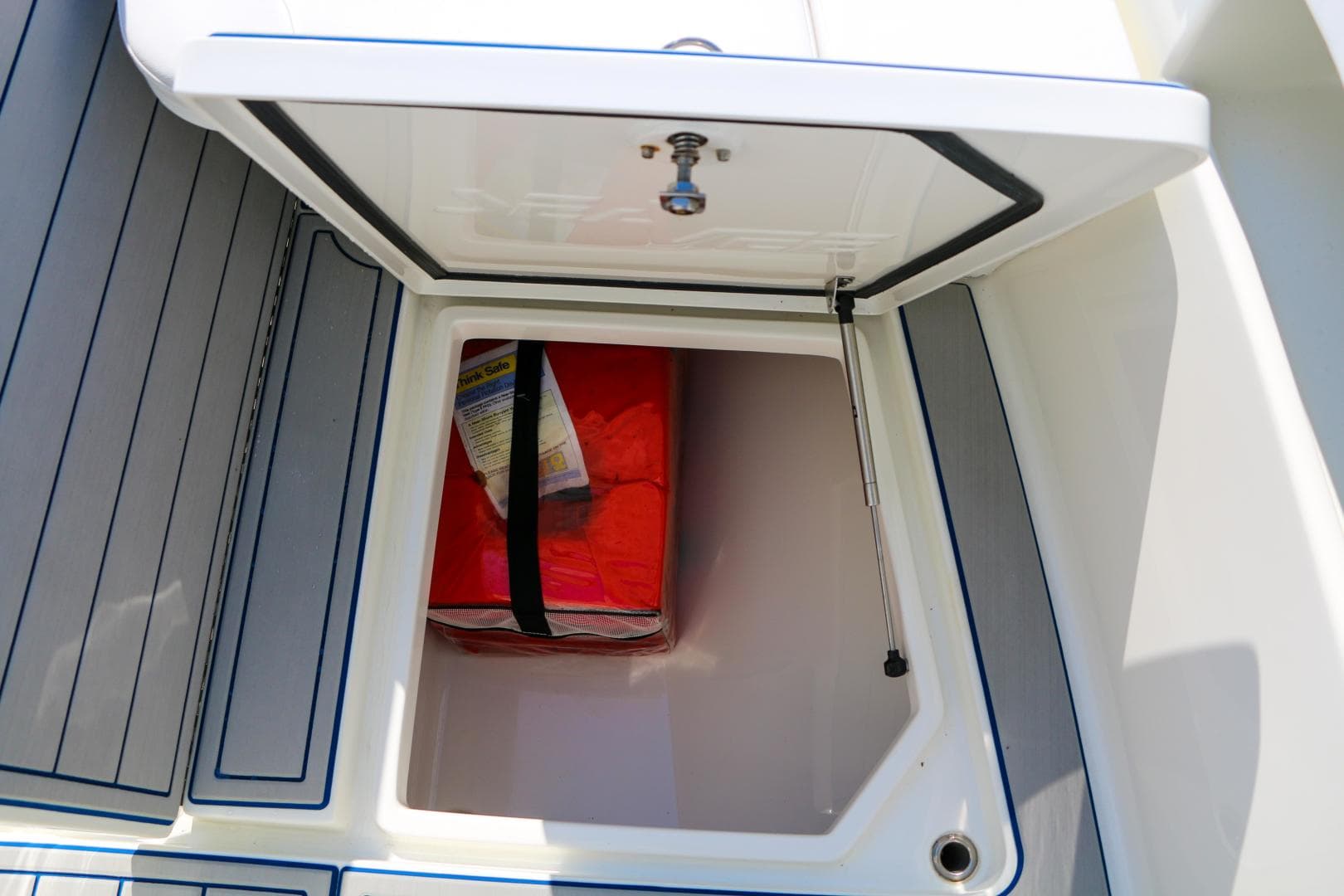 2016 Seavee 390Z — photo 13