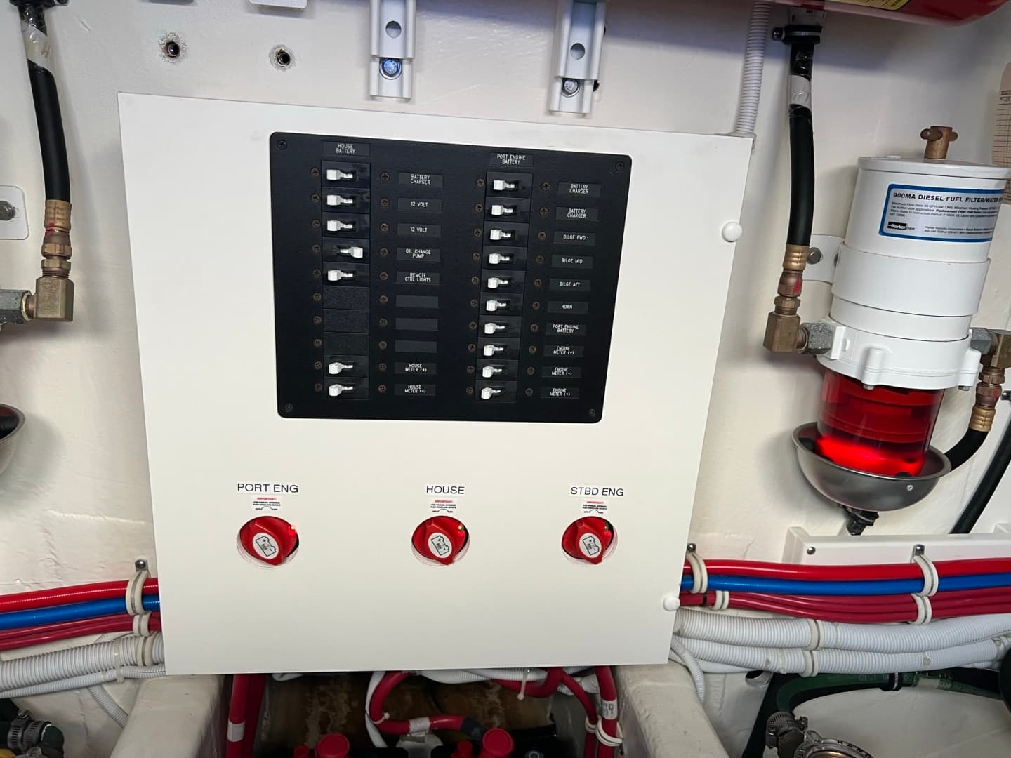 2016 Tiara Yachts Q44 — photo 35