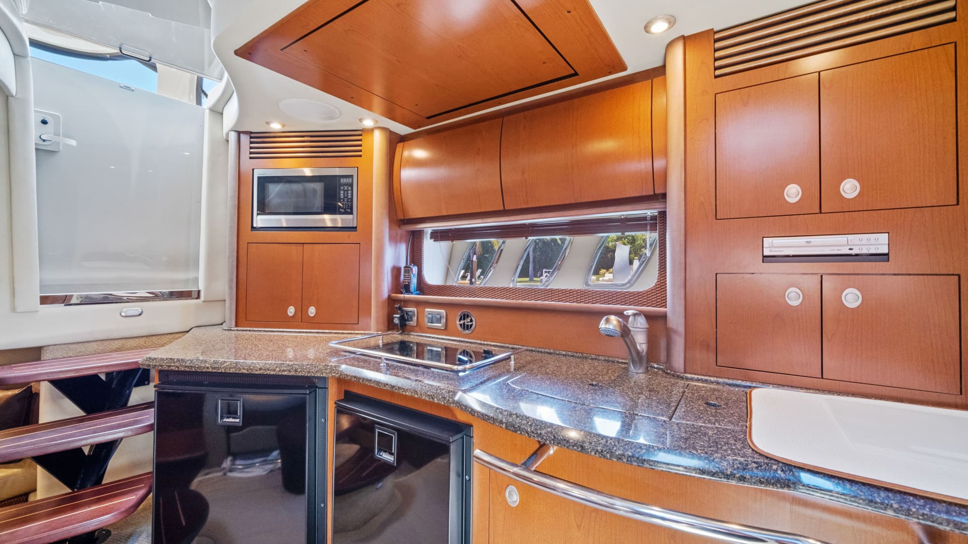 2007 Sea Ray 40 Sundancer — photo 35