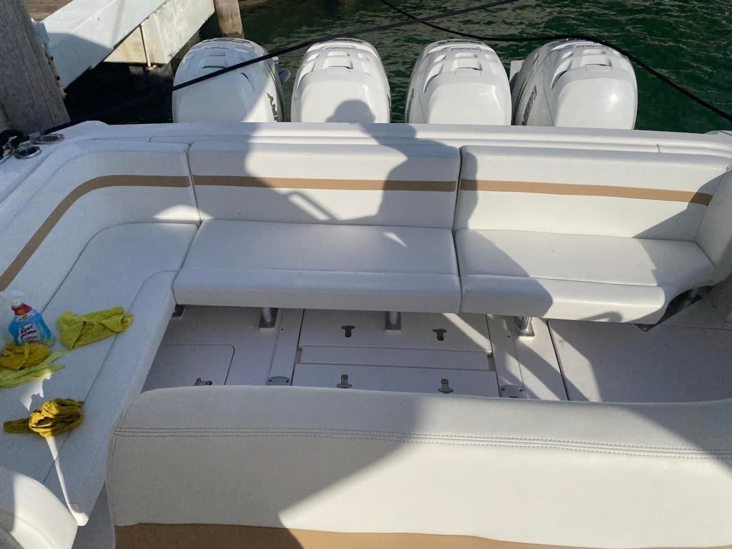 2019 Intrepid 475 Sport Yacht — photo 7