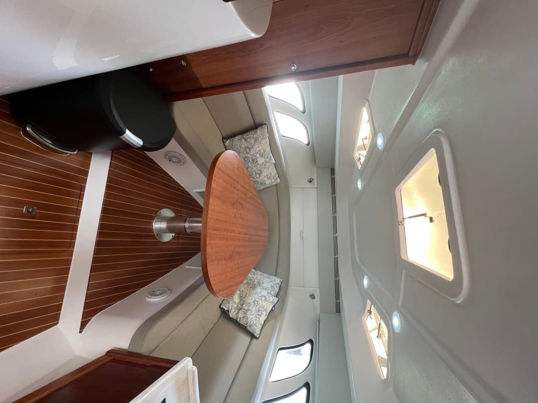 2019 Intrepid 475 Sport Yacht — photo 21
