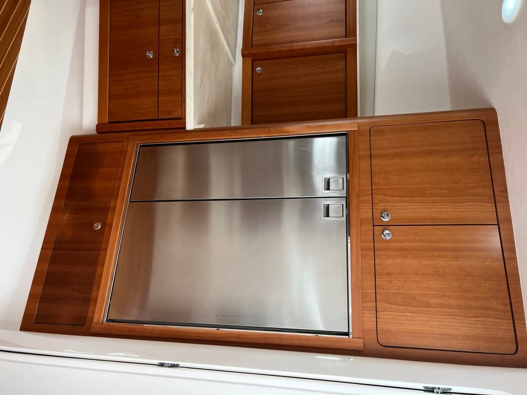 2019 Intrepid 475 Sport Yacht — photo 18